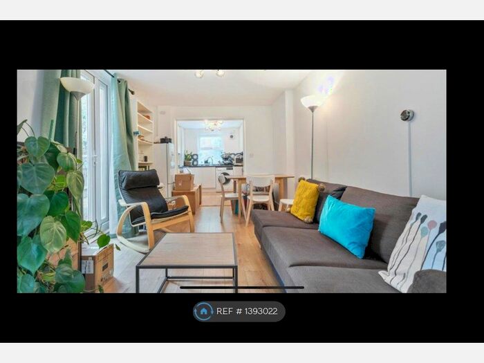 1 Bedroom Flat To Rent In Northwold Road, London, E5