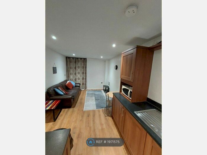 1 Bedroom Flat To Rent In Fitzwilliam House, Sheffield, S1