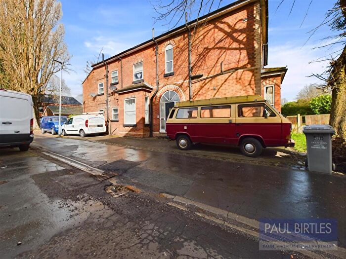 1 Bedroom Flat To Rent In Moss Vale Road, Urmston, Manchester, M41