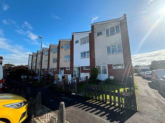 3 Bedroom House To Rent In Islandsmead, Eldene, Swindon, SN3