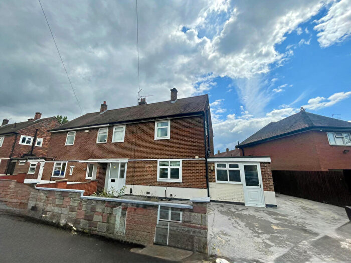 3 Bedroom Semi-Detached House To Rent In Tewkesbury Crescent, Derby, DE21