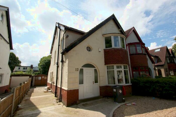 5 Bedroom Semi-Detached House To Rent In The Turnways, Headingley, Leeds, LS6