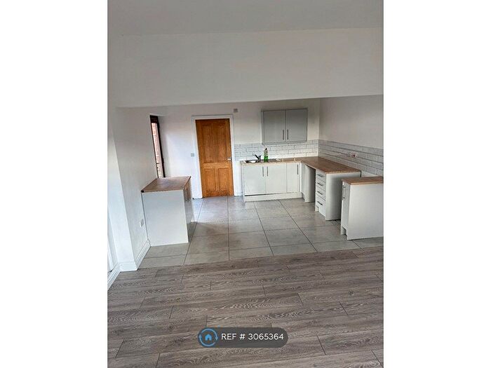1 Bedroom Flat To Rent In Pristine House, Stoke-On-Trent, ST3