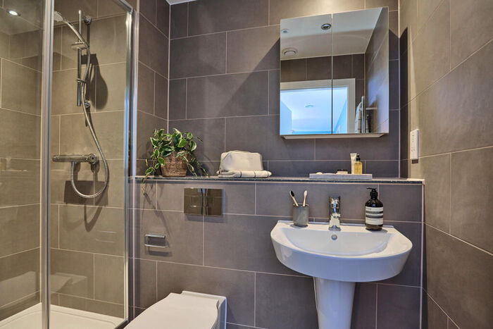 2 Bedroom Apartment To Rent In The Silver Yard, Birmingham Birmingham, B4