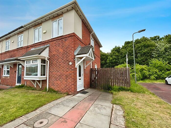 3 Bedroom Property To Rent In Primrose Avenue, South Shields, NE34
