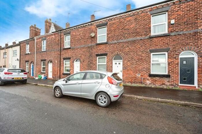 4 Bedroom Terraced House To Rent In Lyme Street, St. Helens, WA11