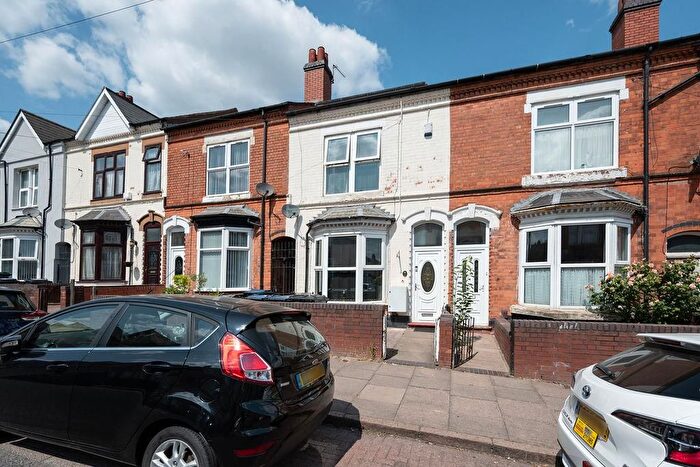 6 Bedroom Terraced House For Sale In Freer Road, Birmingham, B6