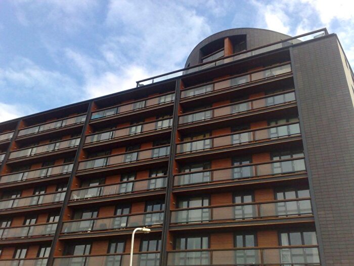 1 Bedroom Semi-detached House To Rent In The Sphere, London, E16