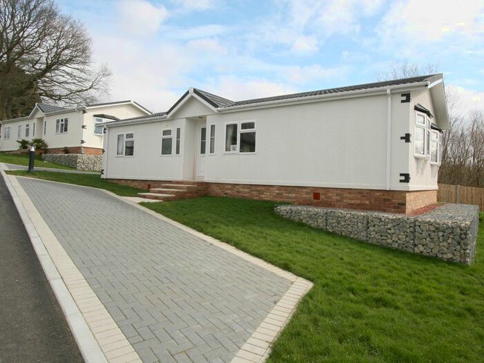 2 Bedroom Lodge For Sale In Biddenden, Ashford, TN27