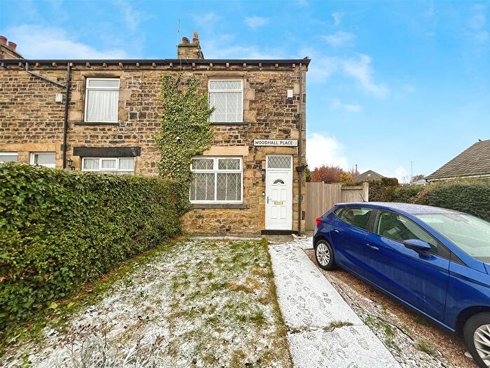 2 Bedroom Terraced House For Sale In Woodhall Place, Bradford, BD3