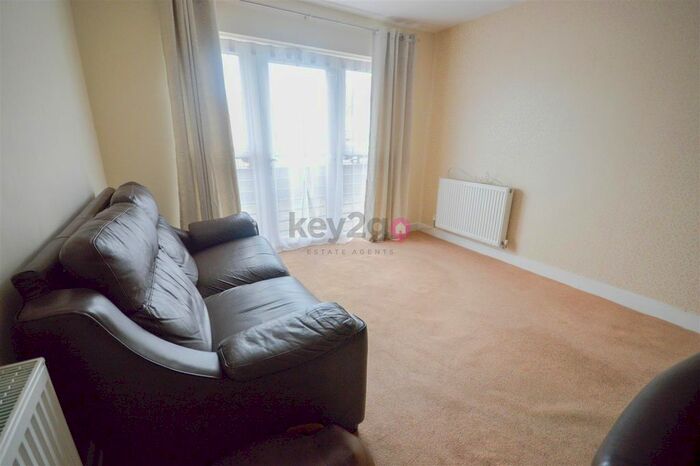 1 Bedroom Flat To Rent In Valley Road, Sheffield, S8