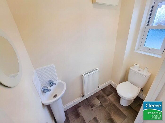 4 Bedroom Town House To Rent In Clearwell Gardens, Cheltenham, GL52