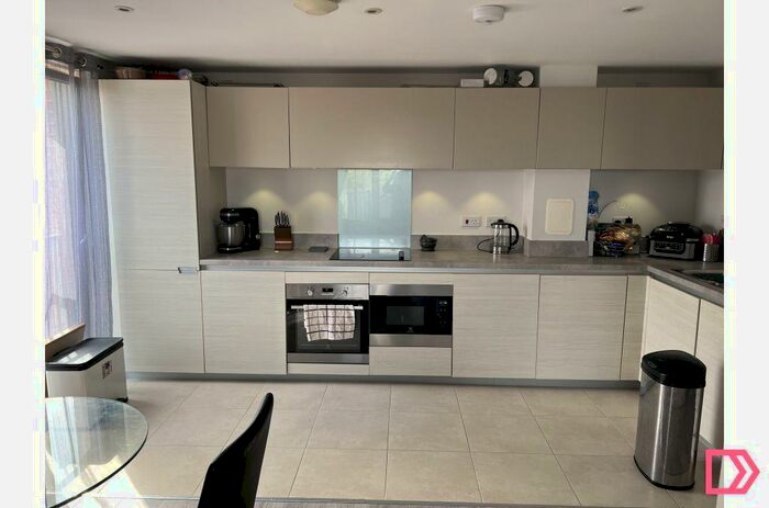 2 Bedroom Flat To Rent In Callisto Court, London, London, E16