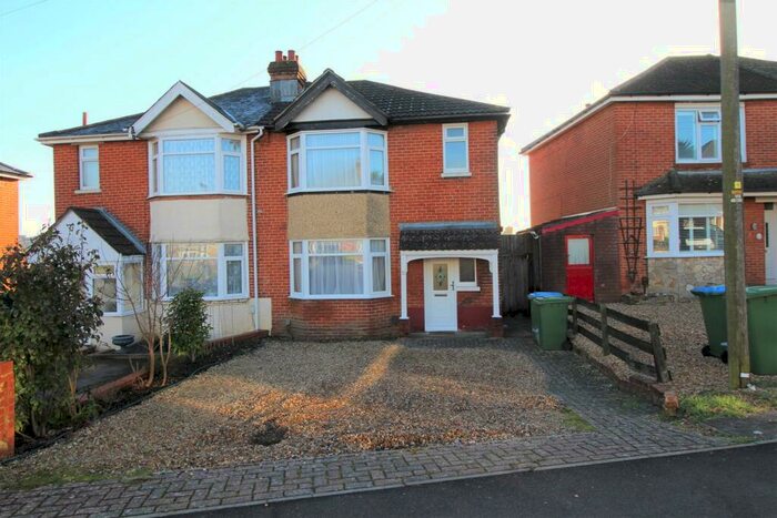 3 Bedroom Semi-Detached House To Rent In Rownhams Road, Southampton, SO16