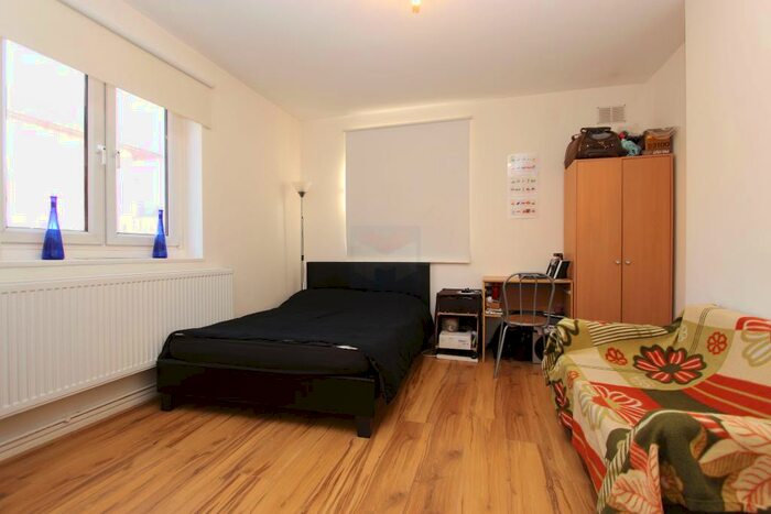 Property To Rent In Brunel Road, Rotherhithe, London, SE16