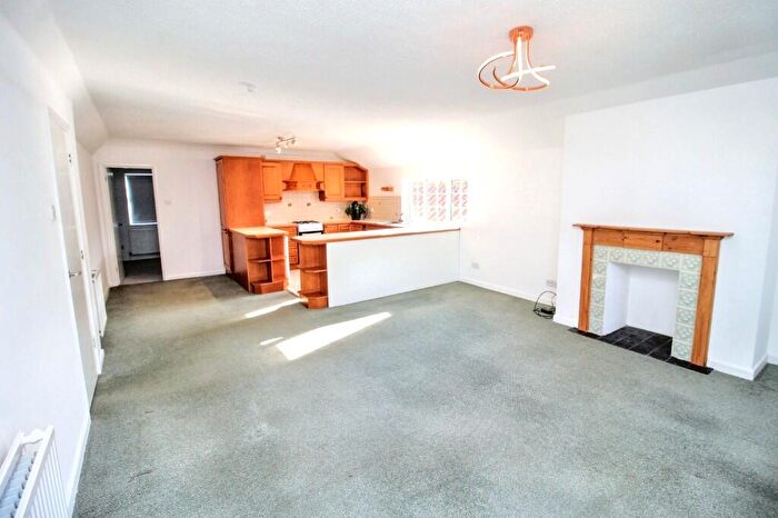 2 Bedroom Apartment To Rent In Cromer Road, Holt, Norfolk, NR25