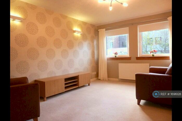 1 Bedroom Flat To Rent In West Winnelstrae, Edinburgh, EH5