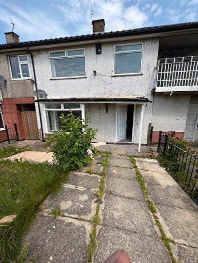 3 Bedroom Terraced House To Rent In Ovington Drive, Tong, Bradford, BD4