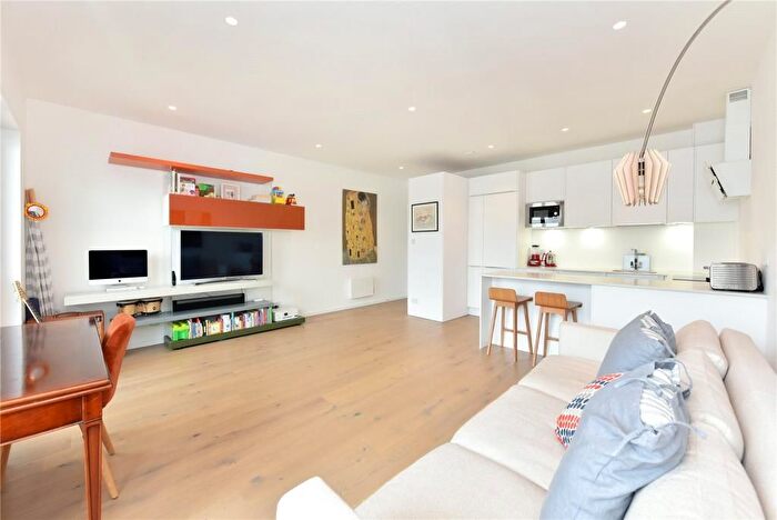 1 Bedroom Flat To Rent In London, E3