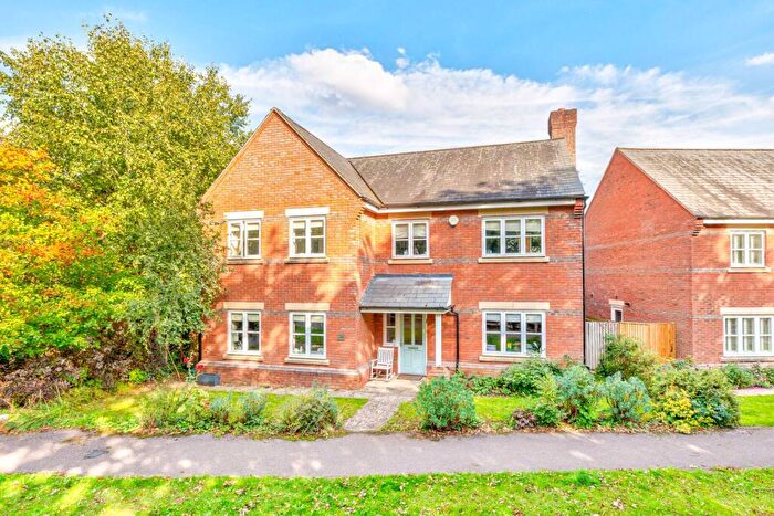 5 Bedroom Detached House For Sale In Rosemary Drive, London Colney, St. Albans, Hertfordshire, AL2
