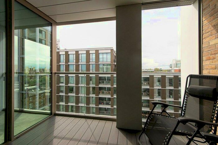 1 Bedroom Apartment To Rent In Kensington House, Prince Of Wales Drive, SW11