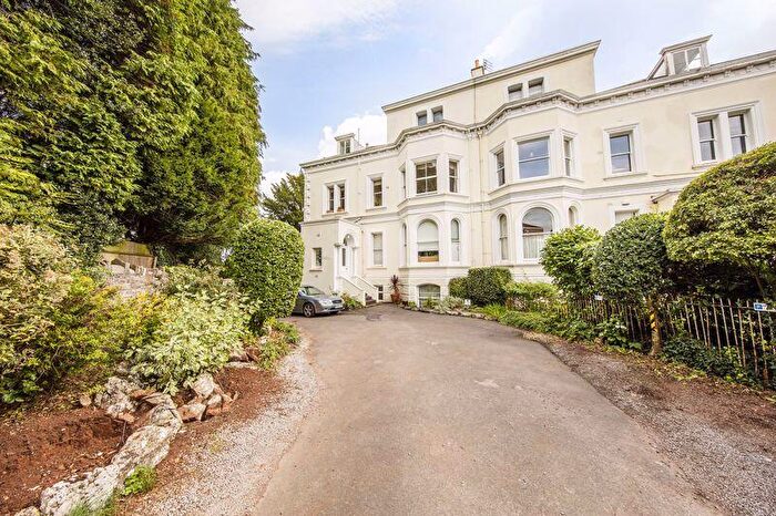 3 Bedroom Apartment For Sale In Downside Road, Clifton, BS8