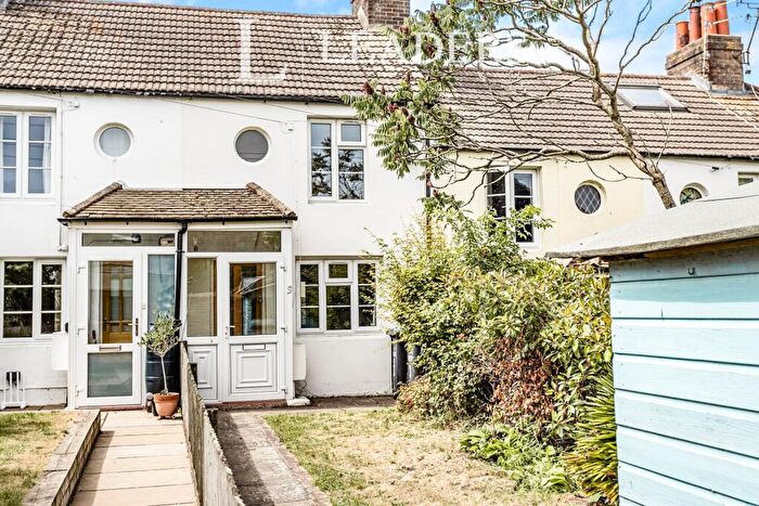 2 Bedroom Terraced House To Rent In Park Cottages, Manor Road, BN6