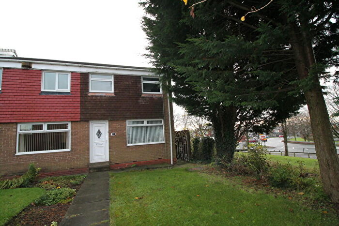 3 Bedroom End Of Terrace House For Sale In Helmsley Close, Penshaw, Houghton Le Spring, DH4