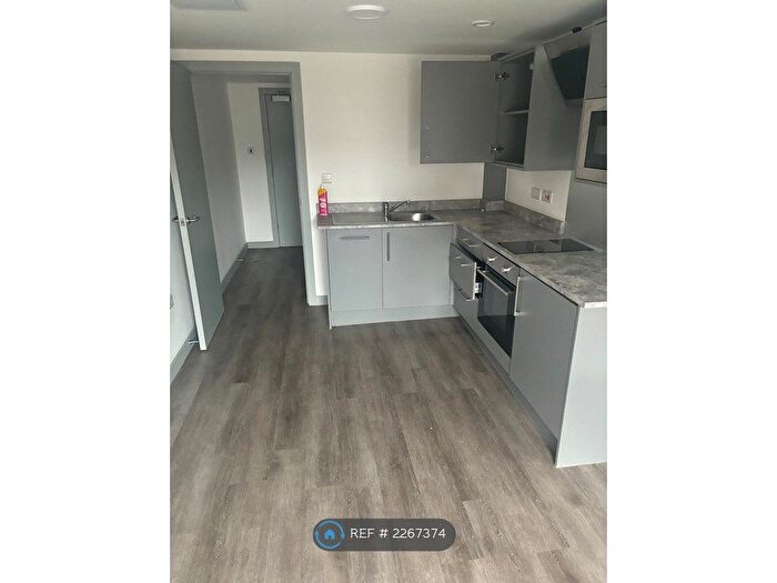 2 Bedroom Flat To Rent In Roscoe Street, Liverpool, L1