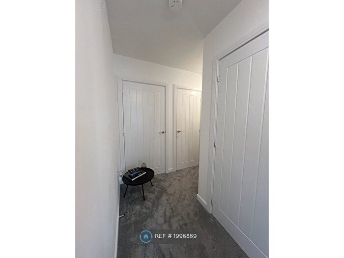 1 Bedroom Flat To Rent In Whitecliff, Swanscombe, DA10