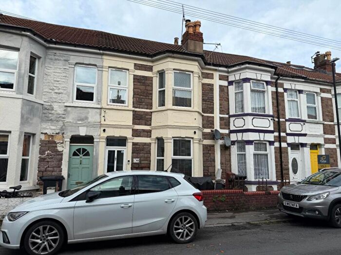 2 Bedroom Terraced House To Rent In Hayward Road, Barton Hill, Bristol, BS5