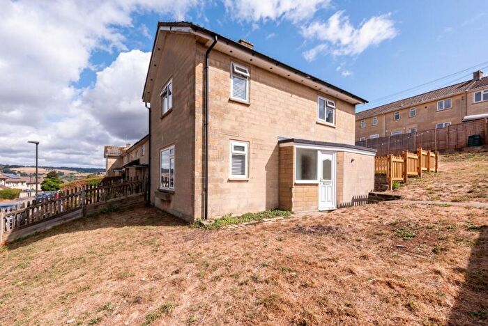 2 Bedroom End Of Terrace House To Rent In Garrick Road, Bath, BA2