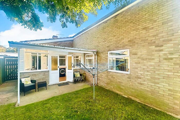 4 Bedroom Detached House For Sale In The Close, Holbury, Southampton, SO45