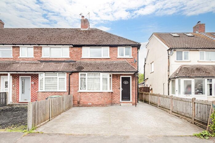 3 Bedroom End Of Terrace House For Sale In Stroud Road, Patchway, Bristol, BS34