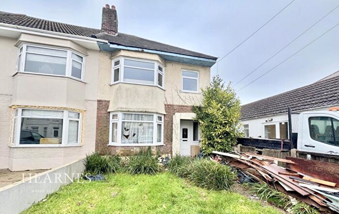 3 Bedroom Semi-Detached House For Sale In Pine Road, Bournemouth, BH9