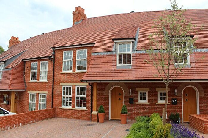 3 Bedroom Terraced House To Rent In Lourdes Crescent, Hungerford, ., RG17