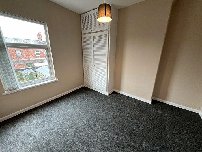 3 Bedroom Terraced House For Sale In Ruskin Road, Crewe, Cheshire, CW2