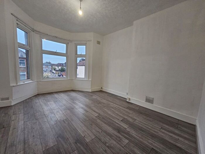 1 Bedroom Flat To Rent In Flat, Argyle Road, Ilford, IG1