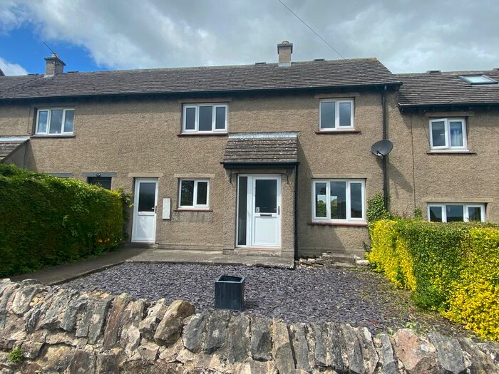 2 Bedroom Terraced House For Sale In Park Lane, Middleham, DL8