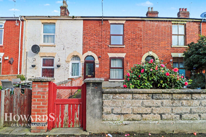 3 Bedroom Terraced House For Sale In Arundel Road, Great Yarmouth, NR30