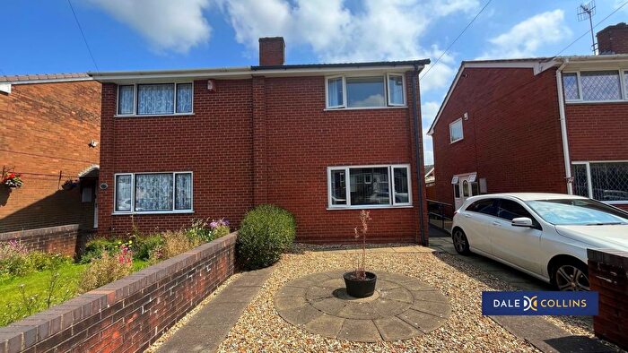 3 Bedroom Semi-Detached House To Rent In Goldenhill Road, Fenton, ST4