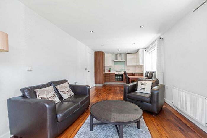 1 Bedroom Flat To Rent In Bagleys Lane, Fulham, London, SW6
