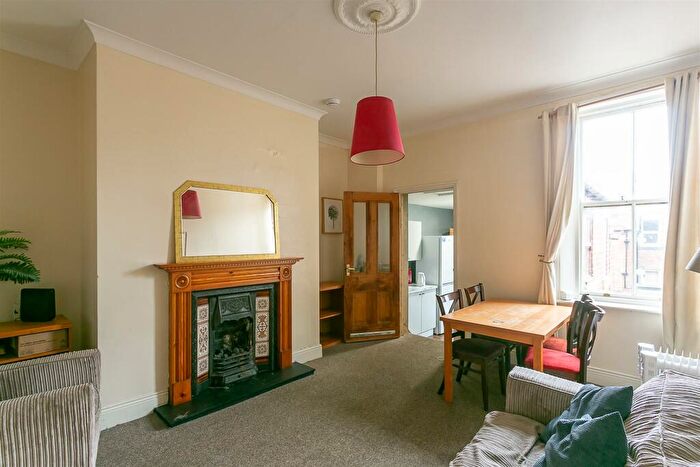 5 Bedroom Maisonette To Rent In Glenthorn Road, Jesmond, Newcastle Upon Tyne, NE2