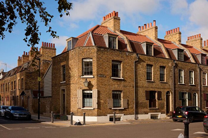 3 Bedroom Terraced House For Sale In Turner Street Ii, London, E1