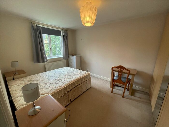 3 Bedroom Semi-Detached House To Rent In Wilbraham Road, Manchester, M14