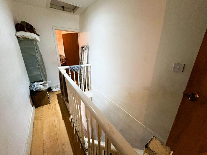3 Bedroom Terraced House For Sale In Dagmar Road, Southall, UB2