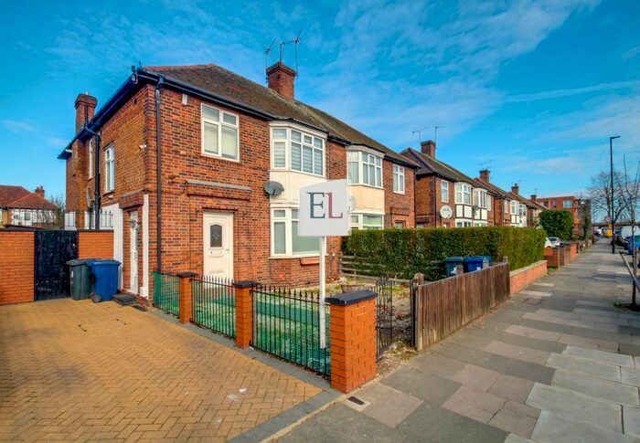 2 Bedroom Maisonette To Rent In Greenford Road, Greenford, Greater London, UB6