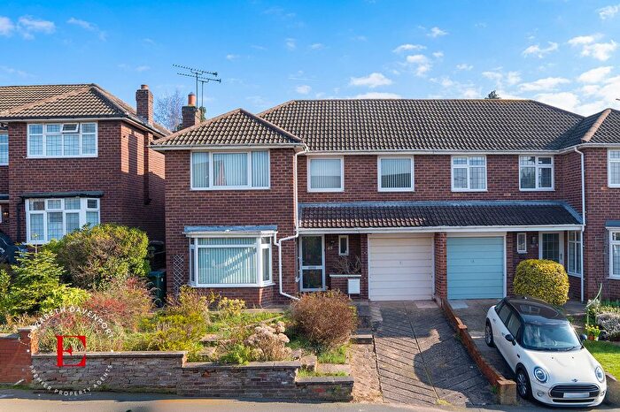 4 Bedroom Semi Detached House For Sale In Maidavale Crescent, Styvechale, CV3