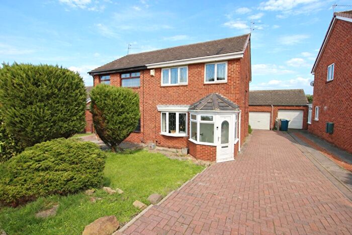 3 Bedroom Semi Detached House For Sale In Porthcawl Drive, Washington, Tyne And Wear, NE37