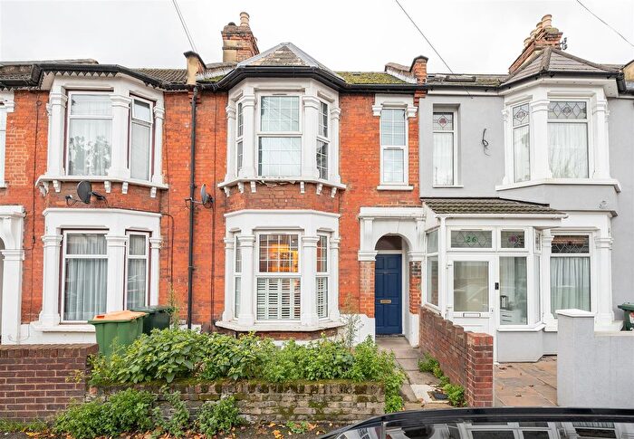 2 Bedroom Property For Sale In St. Winefride's Avenue, Manor Park, E12